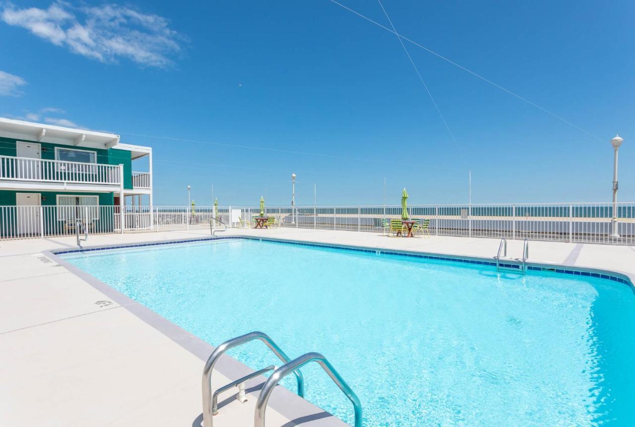 Fish Tales Boardwalk Inn & Ocean Mecca Motel Ocean City Bagian luar foto