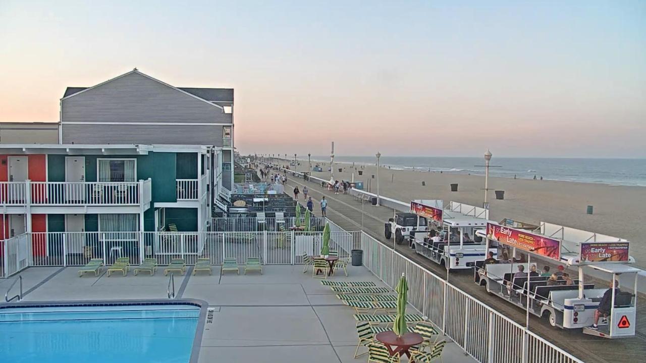 Fish Tales Boardwalk Inn & Ocean Mecca Motel Ocean City Bagian luar foto