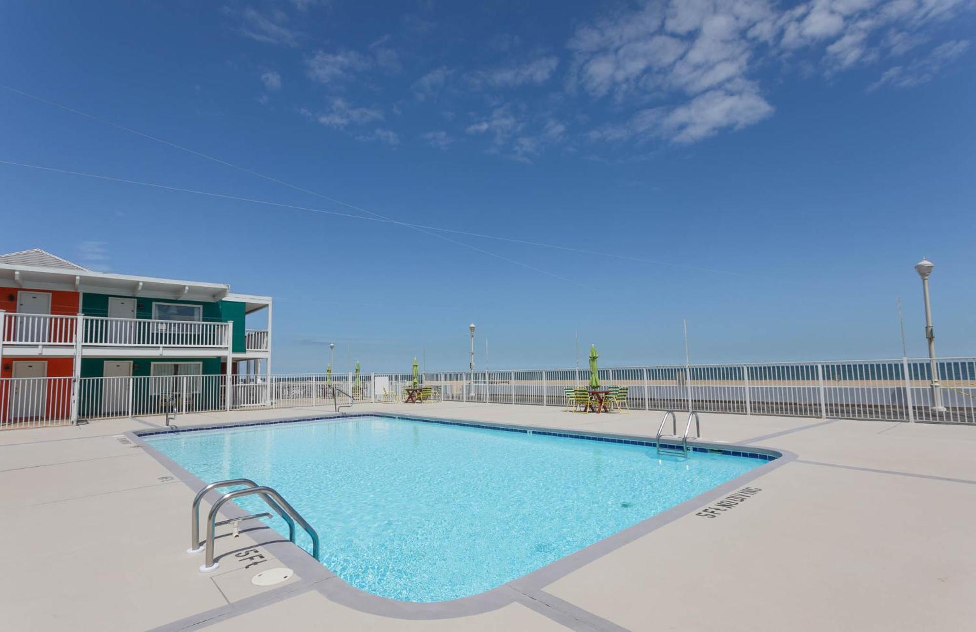 Fish Tales Boardwalk Inn & Ocean Mecca Motel Ocean City Bagian luar foto