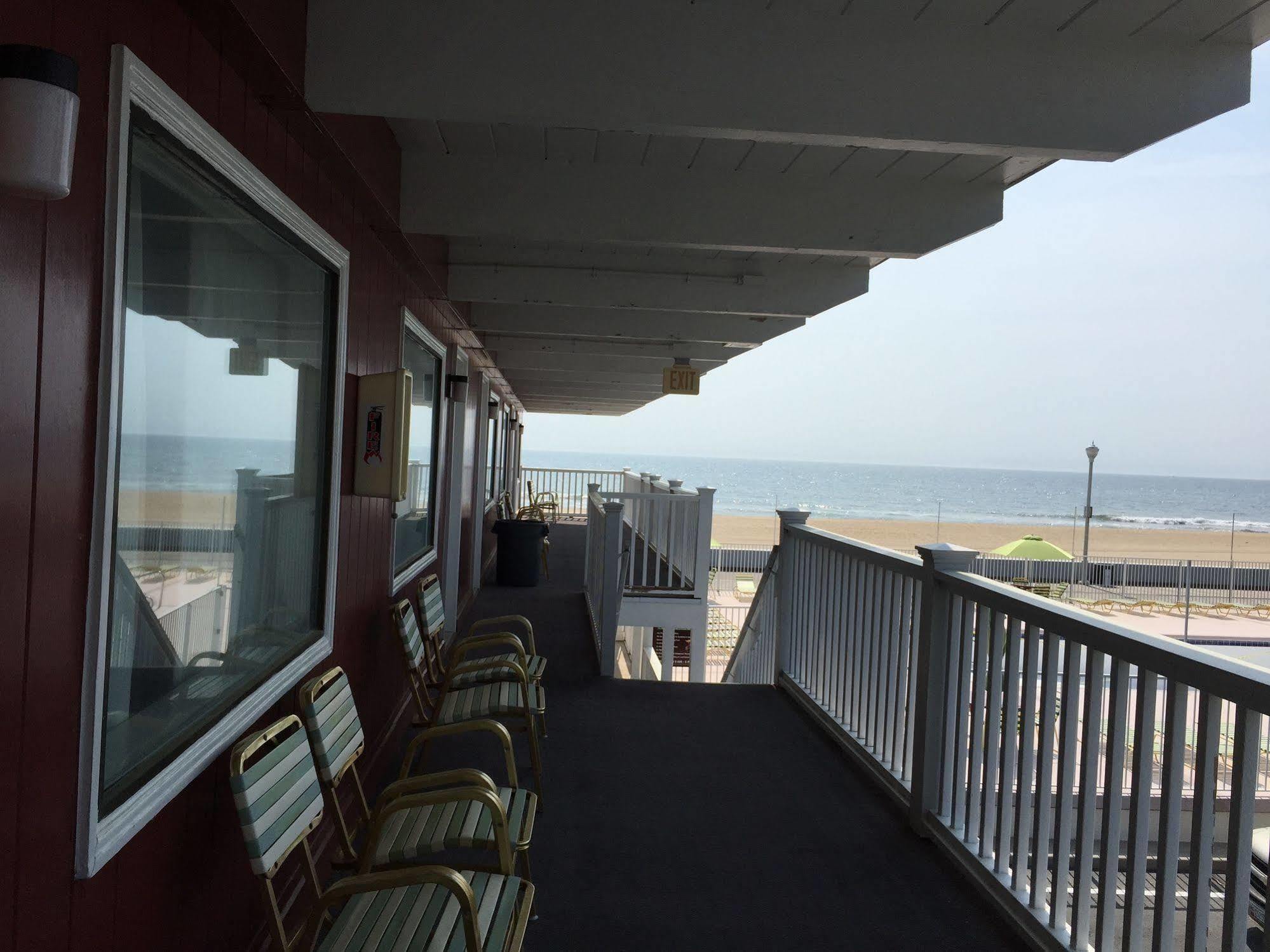 Fish Tales Boardwalk Inn & Ocean Mecca Motel Ocean City Bagian luar foto