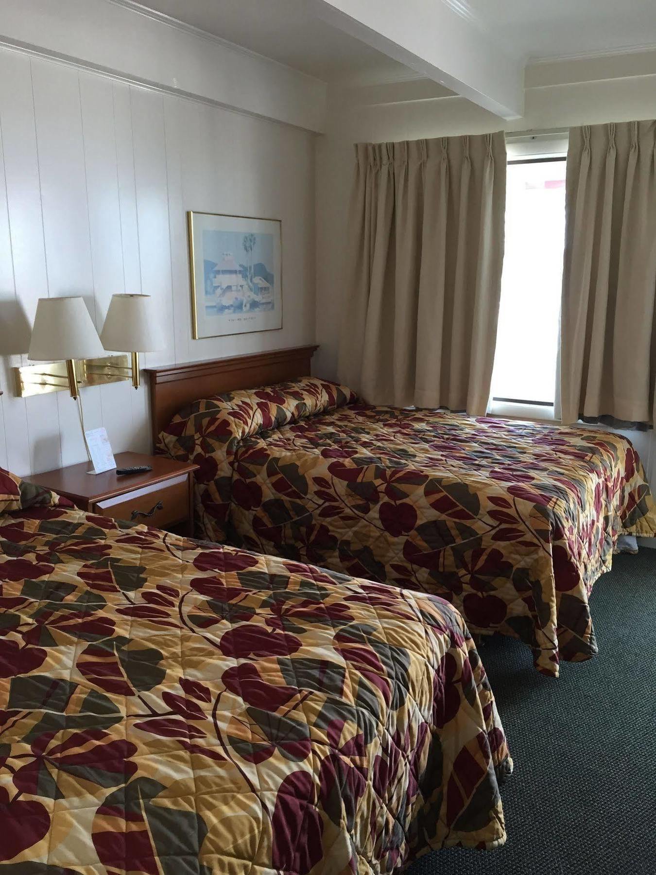 Fish Tales Boardwalk Inn & Ocean Mecca Motel Ocean City Bagian luar foto