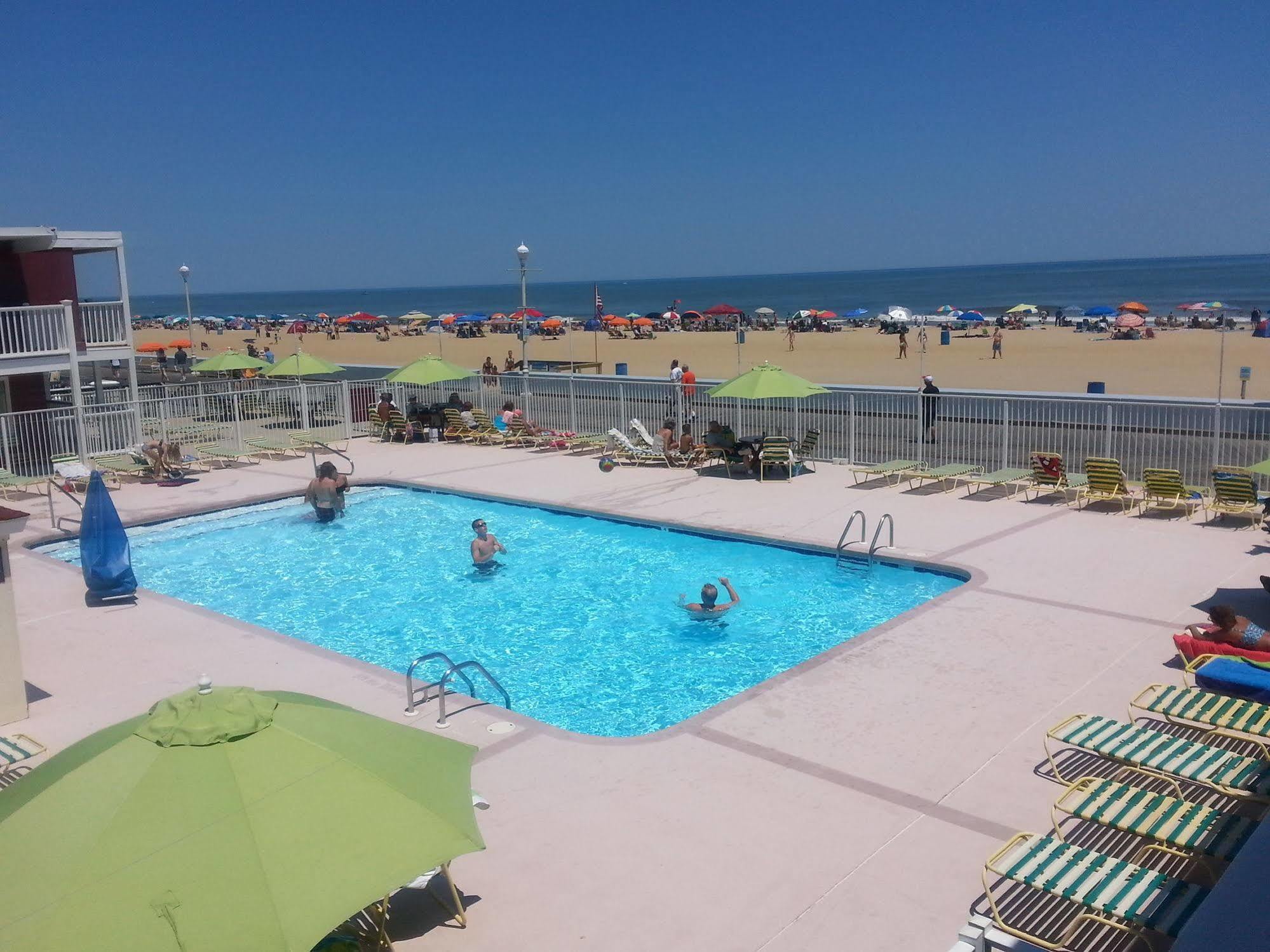 Fish Tales Boardwalk Inn & Ocean Mecca Motel Ocean City Bagian luar foto