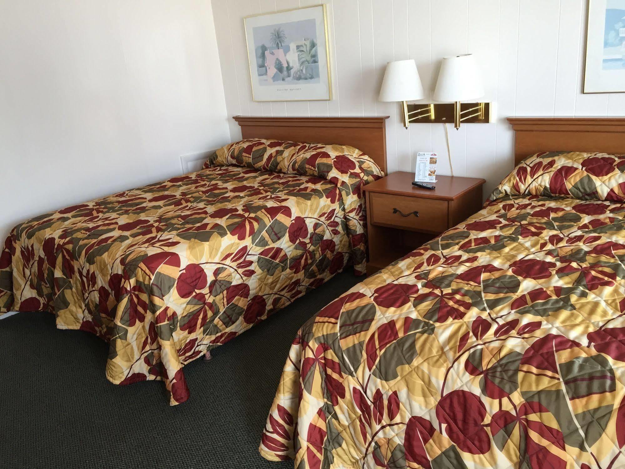 Fish Tales Boardwalk Inn & Ocean Mecca Motel Ocean City Bagian luar foto